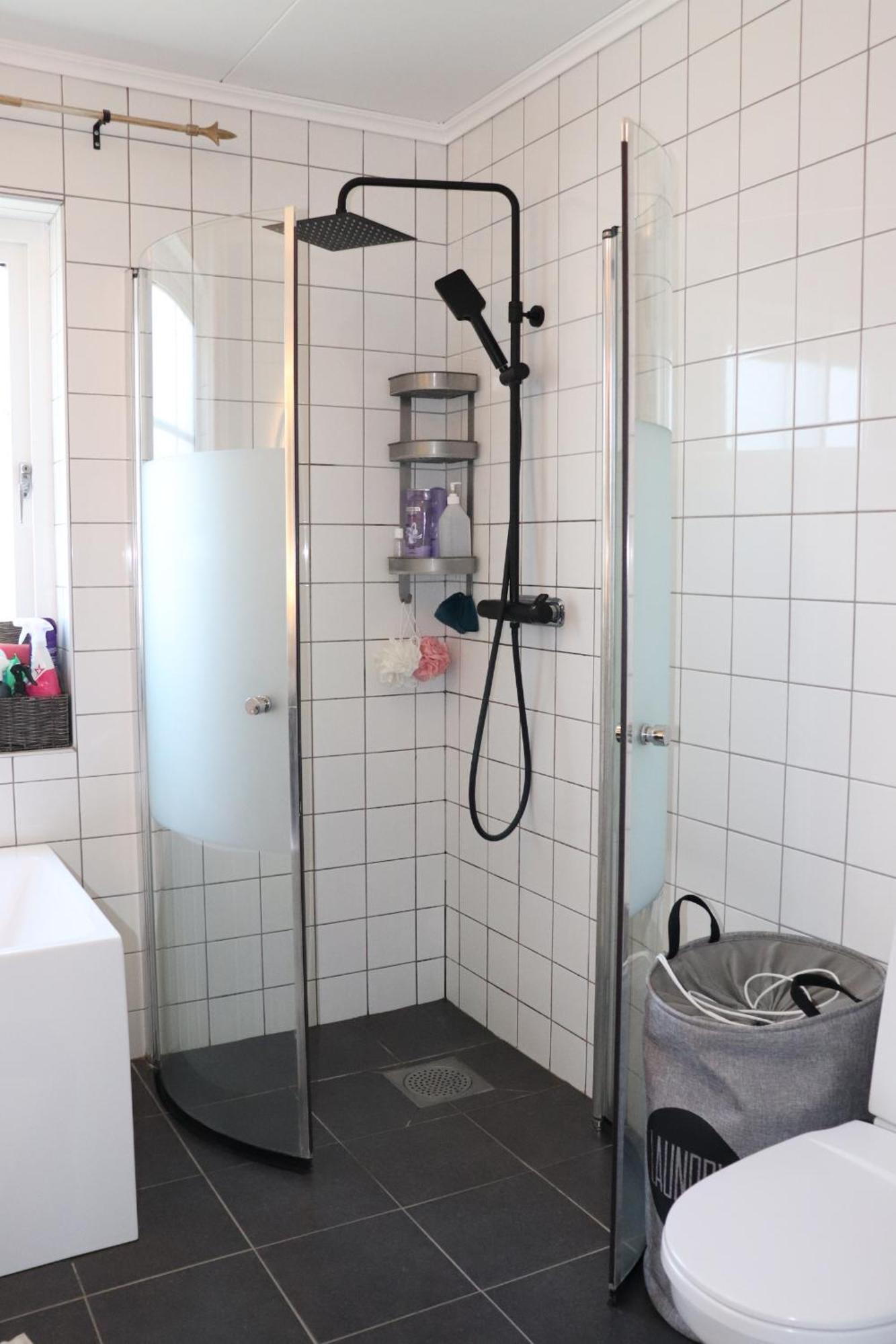 Bla Rummet - Rum Naera Bad Och Centrum - Saengklaeder & Handdukar Ingar Färjestaden Extérieur photo
